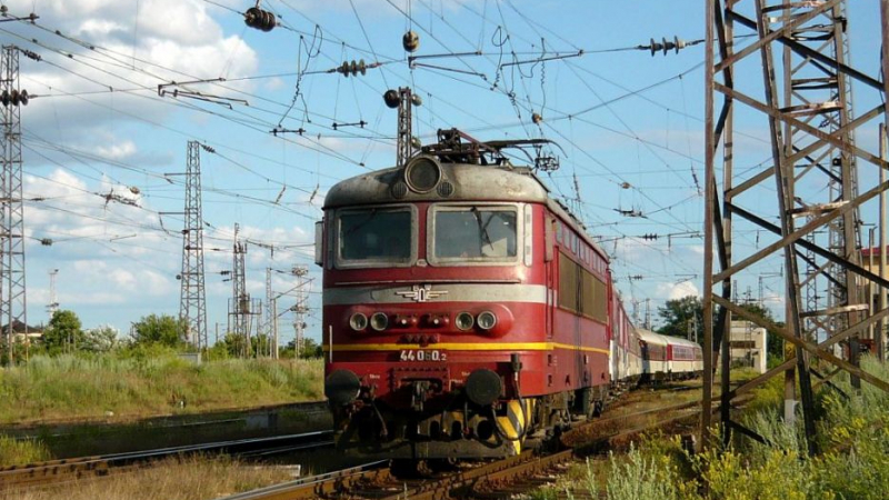 20-годишен отличник по физика се хвърли под влак в Пловдив