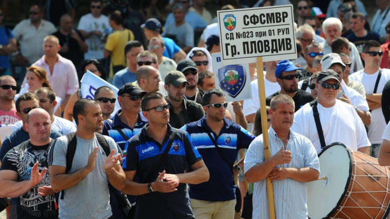 Празник на МВР, полицаите протестират 