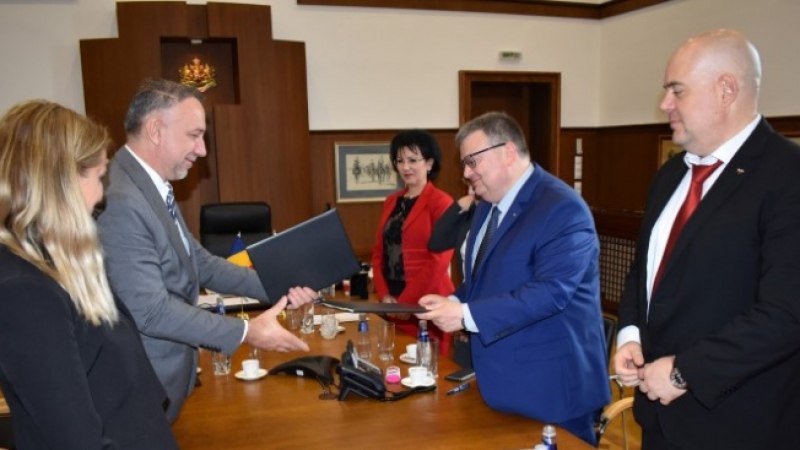 Главните прокурори на България и Румъния подписаха важно споразумение