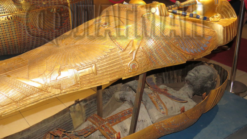 Уникално за България! Показват мумията на Тутанкамон в Бургас