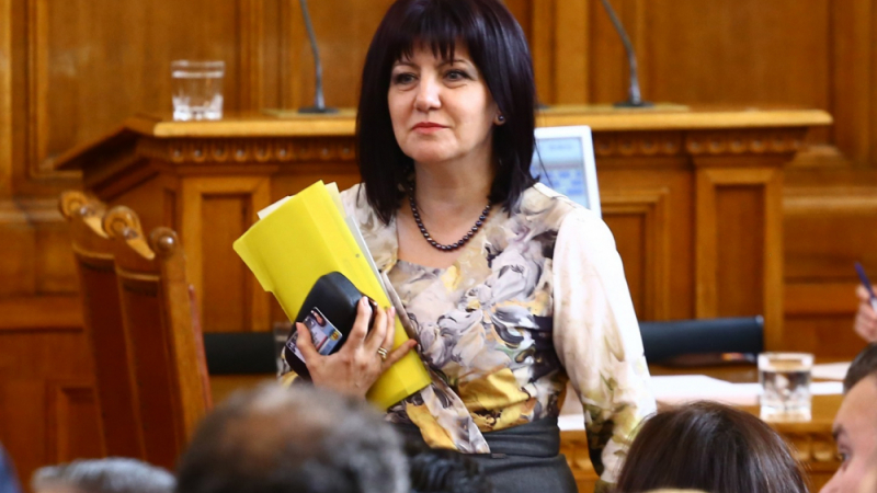 Караянчева натри носа на опозицията