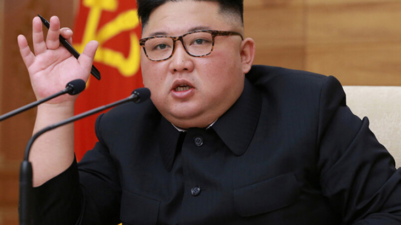 "Уолстрийт джърнъл": Ким Чен-ун си купил два бронирани мерцедеса въпреки санкциите