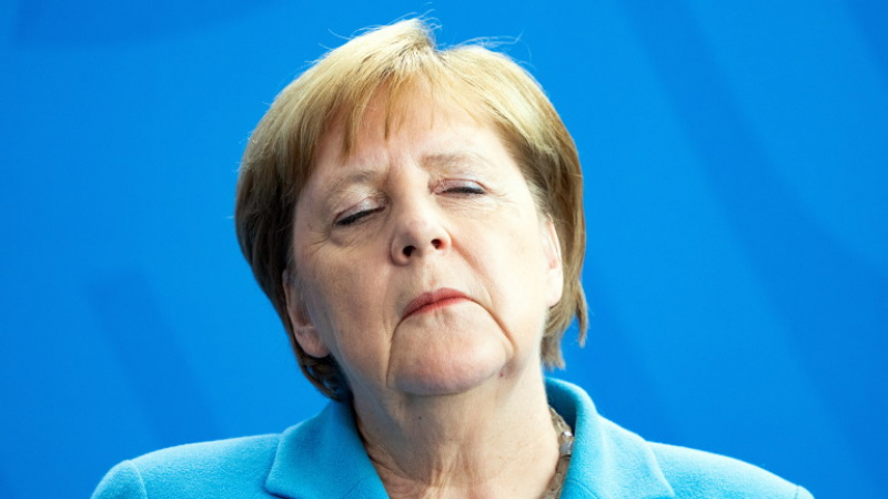 Меркел била здрава