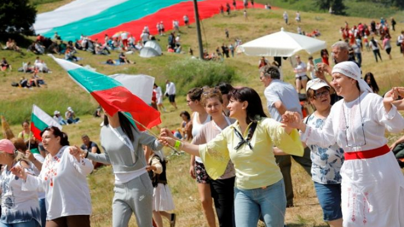 Караянчева: Българският дух е жив