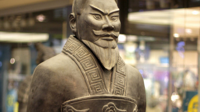 Иманяр ограби гробницата на дядото на първия китайски император