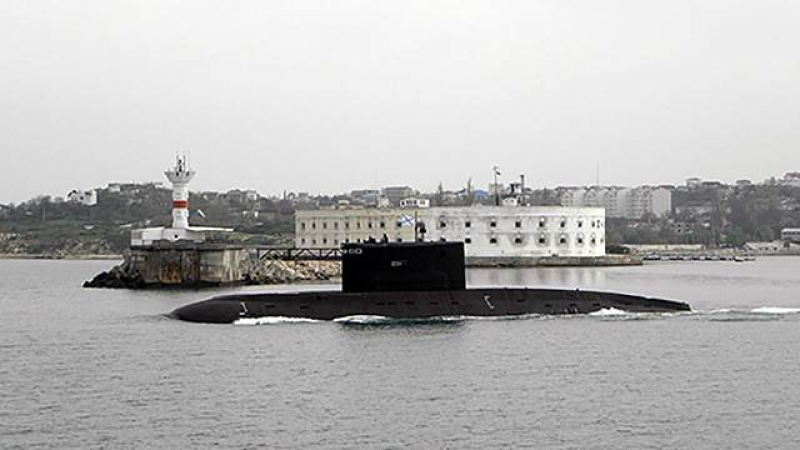 The Telegraph: Кралските ВМС загрижени заради руските подводници Kilo