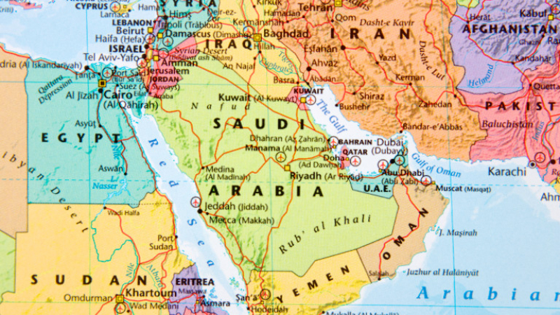 Русия и Иран се изправят срещу западните ВМС в Залива