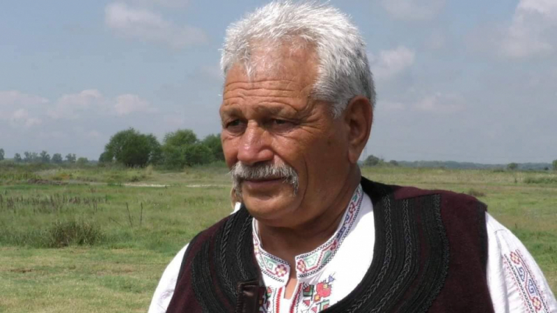 Пловдивски кмет гледа 180 говеда и върти... СНИМКИ 