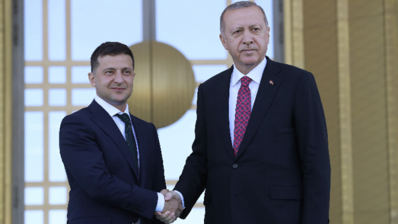 Украйна и Турция със съвместно предприятие за оръжия и космически технологии