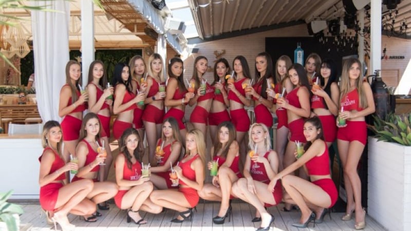 Една от тези 24 красавици ще стане Мис Варна 2019