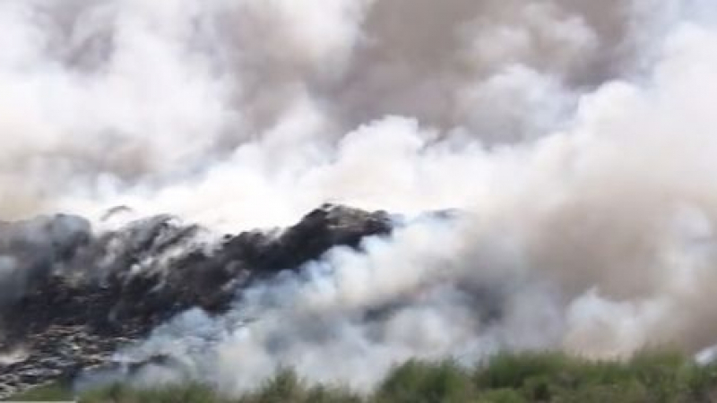 Гасенето на пожара край Шишманци може да продължи седмици
