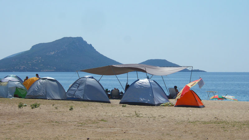 Свършиха местата по къмпингите в Гърция 