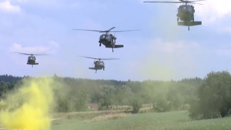 5 хеликоптера UH-60 Black Hawk на САЩ се пребазират в България
