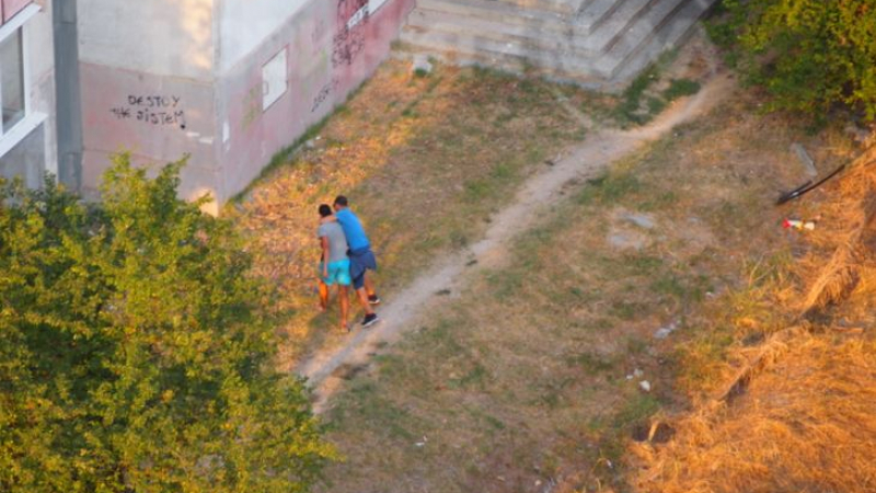 Трагедията е близо: "Сграда на ужасите" във Варна хит сред деца