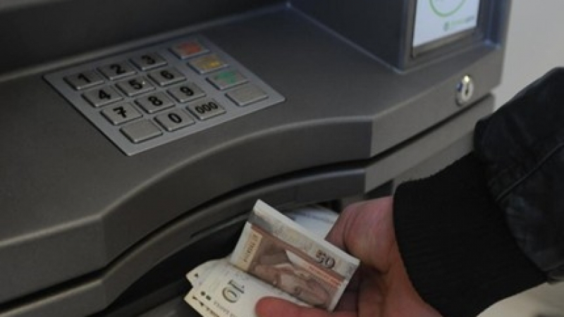 Пловдивчанин отиде да тегли пари от банкомата и се втрещи от видяното 
