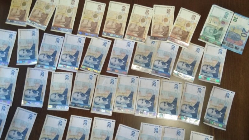 БНБ бие тревога: Фалшификаторите се развихриха, ето кои банкноти са на прицел