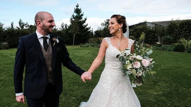 Младоженци отпразнуваха сватбата, но ги очакваше неприятна изненада СНИМКИ