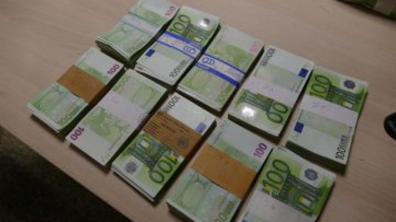 Ченгетата в Търново търсят собственика на една торба пари 