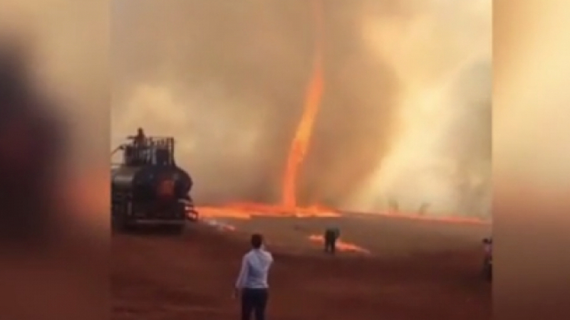 Огнено торнадо разруши ферма в Бразилия ВИДЕО 