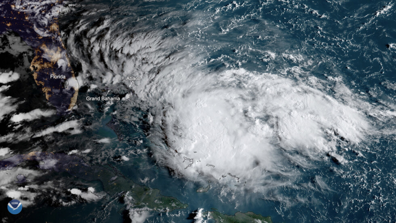 Тропическата буря „Умберто“ ще срине Бахамите след Дориан 