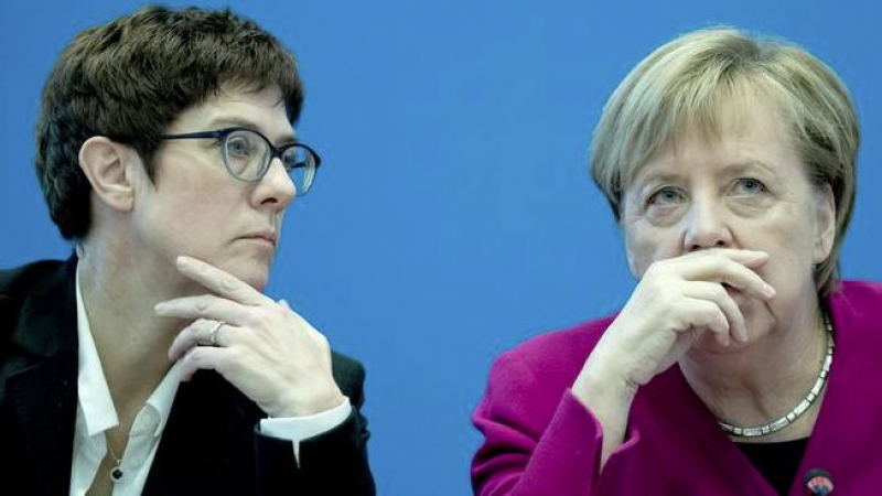 Германска медия: Наследничката на Меркел пробвала пуч срещу канцлерката