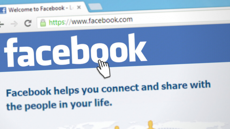 Facebook с неочакван удар по антиваксърите