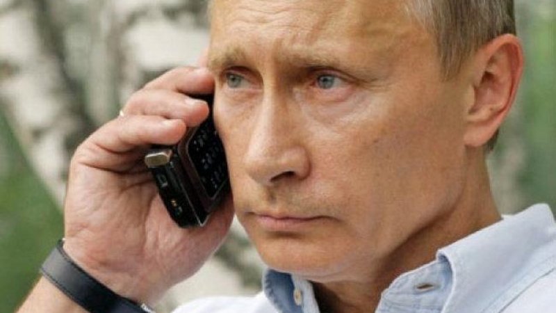 Сензационна новина разкри какъв телефон има Путин