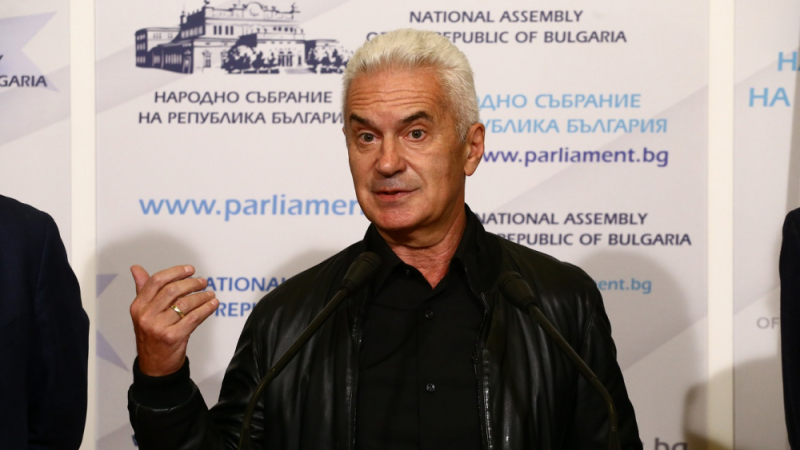 Глобиха Волен Сидеров заради скаднала в предаването "Референдум"