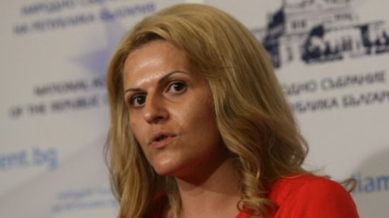 Депутат от ГЕРБ скочи на Нинова и кандидат-кмета й за Сливен 