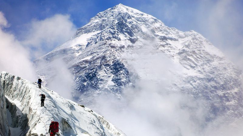 Ново измерване на точната височина на Еверест
