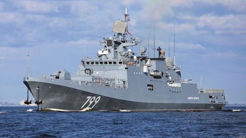 Фрегатата “Адмирал Макаров” стреля с “Калибър” в Средиземно море