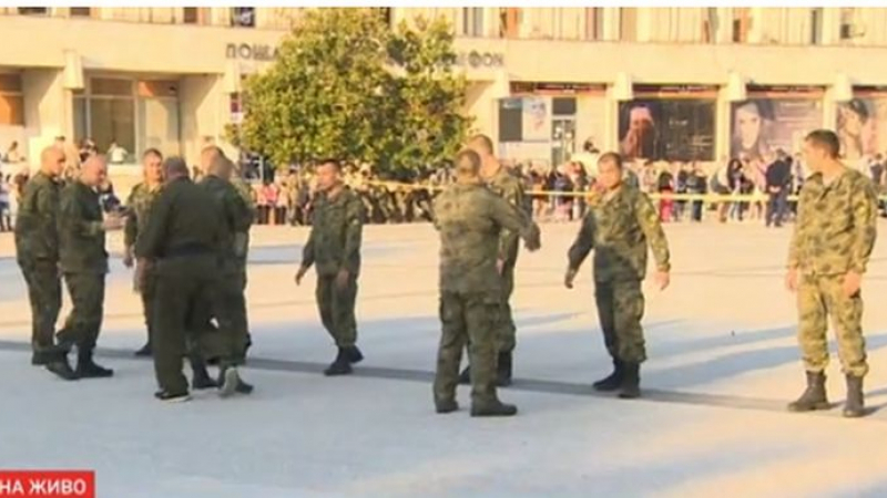 В Пловдив гъмжи от военни