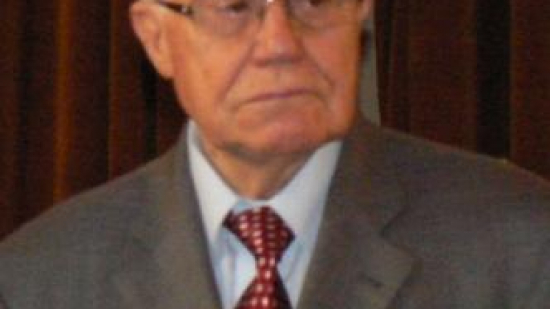 Почина големият юрист и дипломат проф. Александър Янков