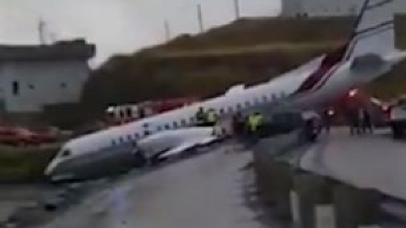 Невероятна самолетна катастрофа в Аляска ВИДЕО