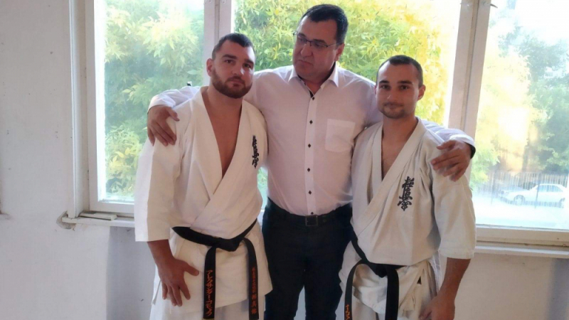 Световни шампиони по киокушин карате подкрепят Славчо Атанасов за кмет