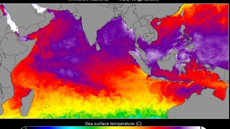 Необичаен феномен над Индийския океан побърква времето и у нас! КАРТА