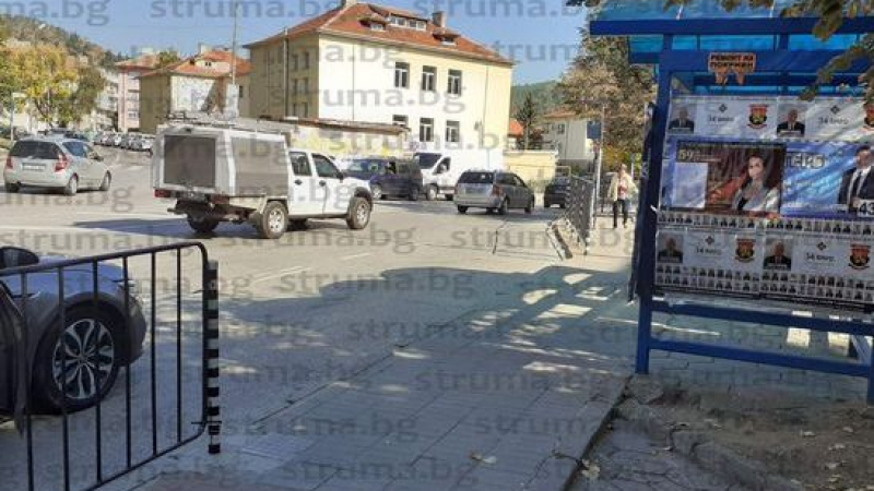 Патрулиращи полицаи устроиха капан на трима шофьори в Благоевград