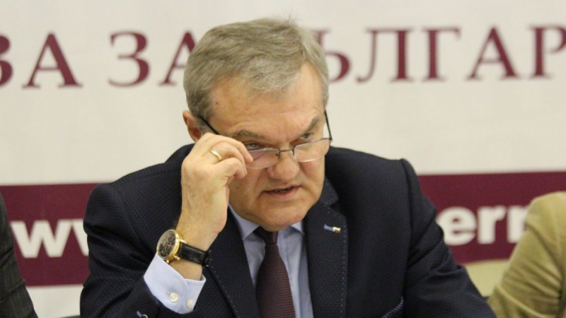 Румен Петков: Борисов спря еднолично продажбата на ЧЕЗ