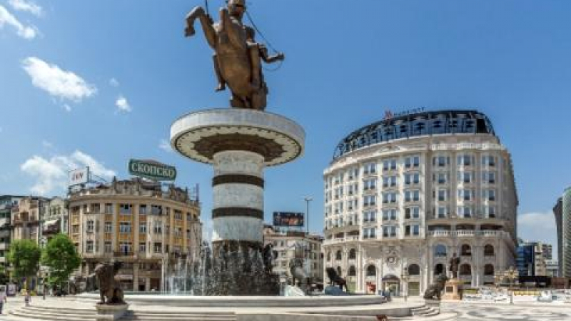 Македонски историк скочи остро на България