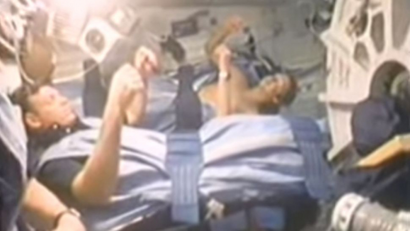 Филм на ужасите: ВИДЕО на НАСА с астронавти в МКС шокира мрежата