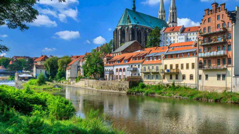 В този град в Германия може да изкарате цял месец безплатно!