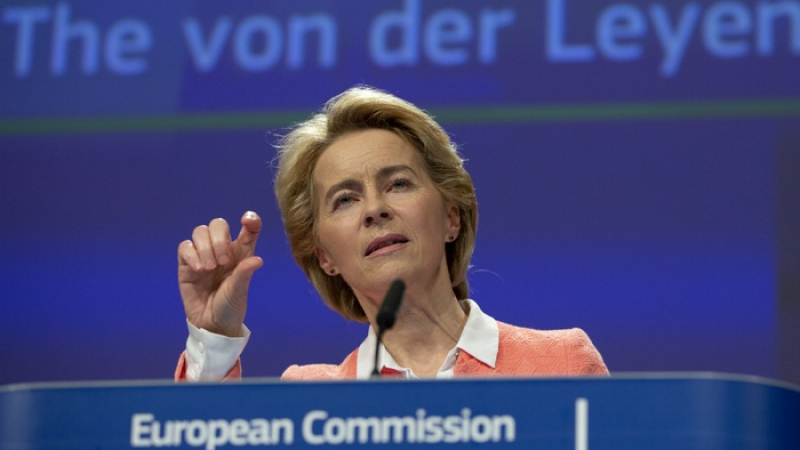 Брюксел зове Борис Джонсън да номинира европейски комисар... "за предпочитане жена"