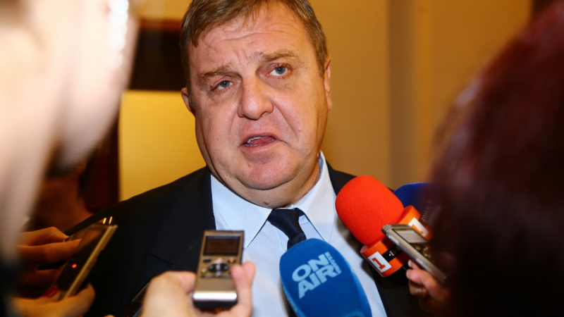 Каракачанов призна за напрежение в управляващата коалиция
