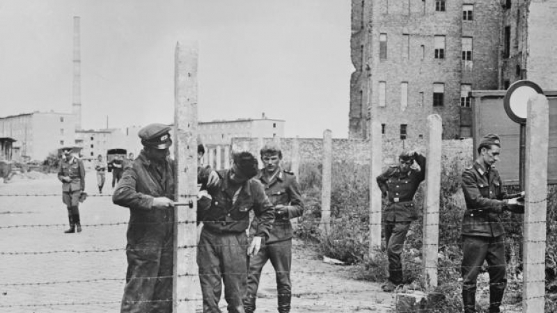 Най-ужасяващите опити за бягство през Берлинската стена