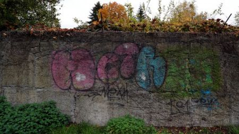 Журналистическият въпрос, който събори Берлинската стена