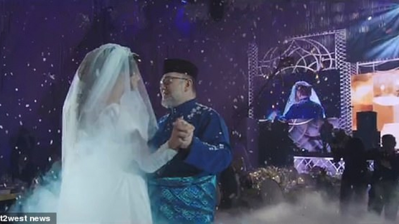 Ексклузивни КАДРИ от пищната сватба на "Мис Москва" и бившия крал на Малайзия 