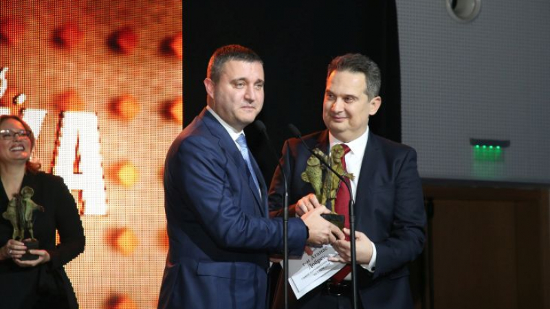 Главният изпълнителен директор на VIVACOM Атанас Добрев е отличен за  „Мистър Икономика“