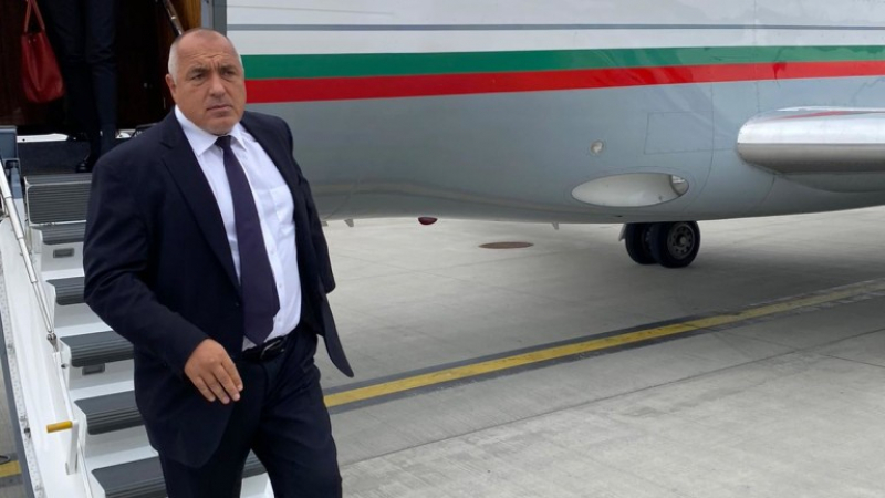 Шефът на Авиотряд 28 огласи детайли от критичната ситуация със самолета на Борисов