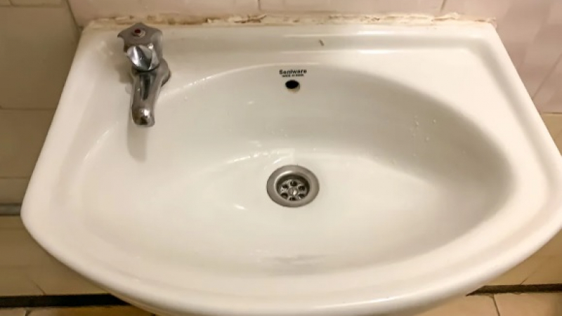 Помислих, че това е мивка за идиоти, но после разбрах защо е такава