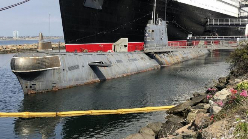 В САЩ ще продадат съветска подводница